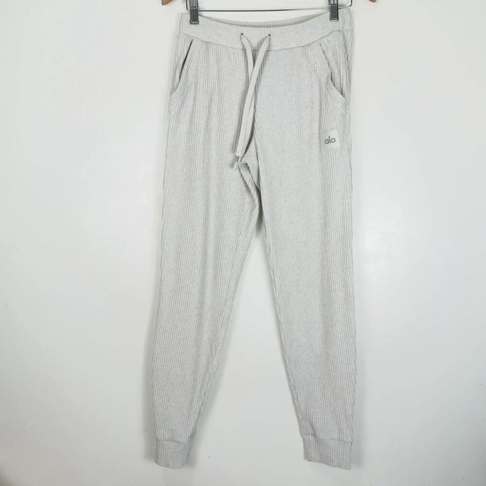 Alo yoga Muse knit ribbed joggers